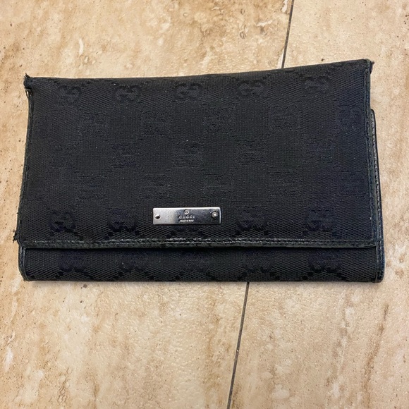 Gucci (2) authentic vintage Long Canvas and Leather Wallet and Free Gucci wallet - Picture 9 of 11